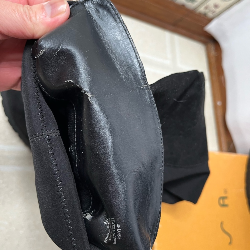 Heel boot - Picture 6 of 8